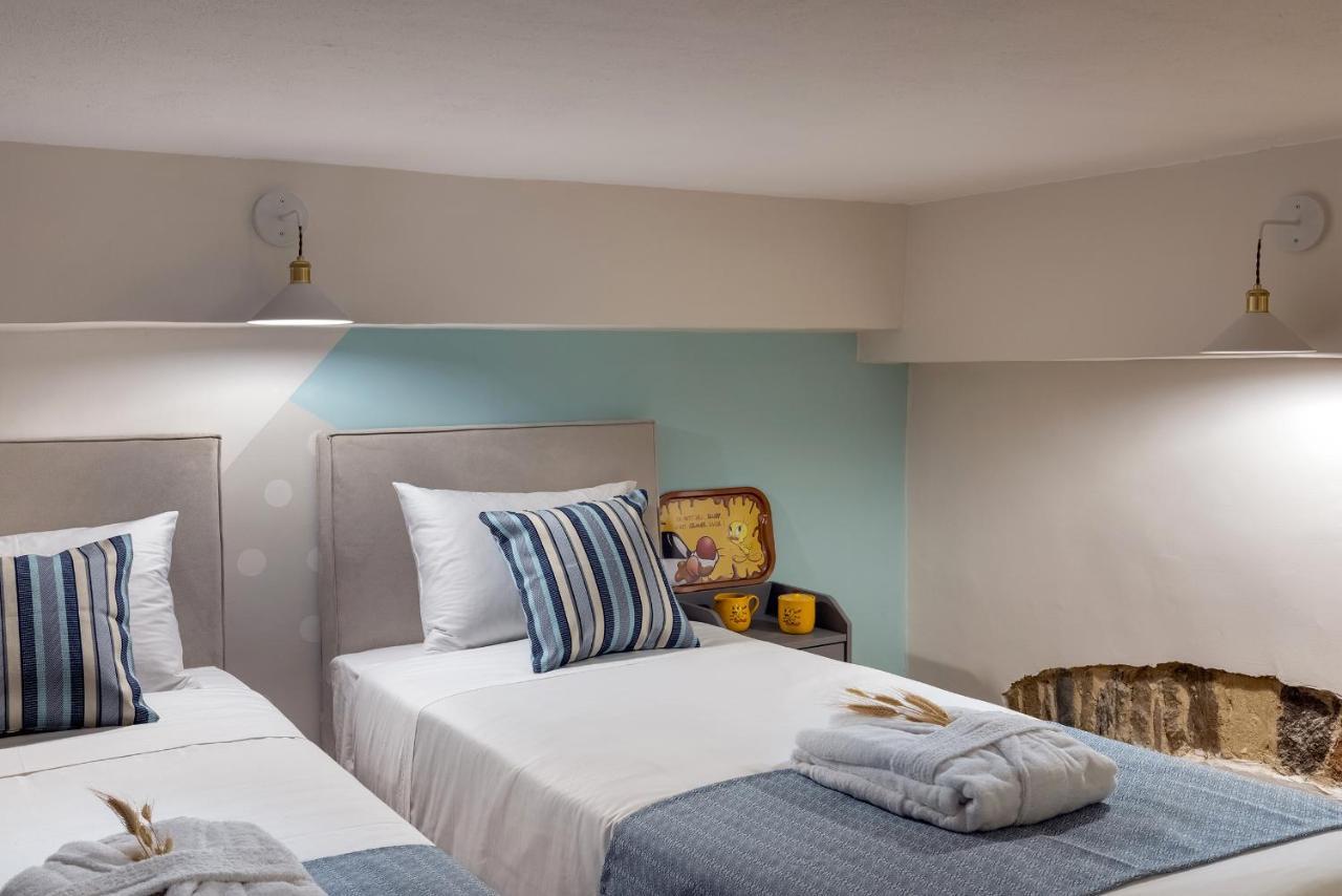 Grammata Suites Ermoupoli Eksteriør billede